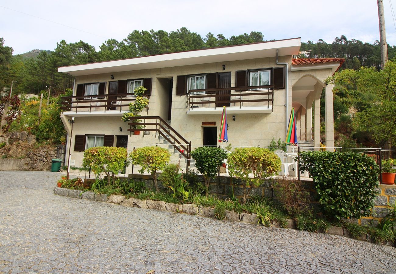 Apartamento em Gerês - Apartamento T3 - Casa Feijão