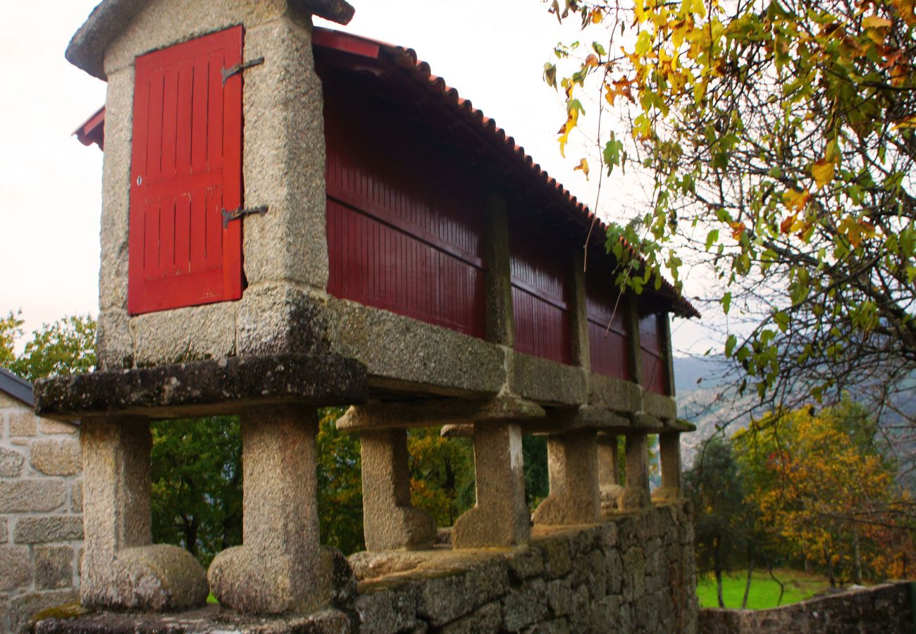 Casa rural em Vieira do Minho - Casa do Celeiro - Aldeia de Louredo