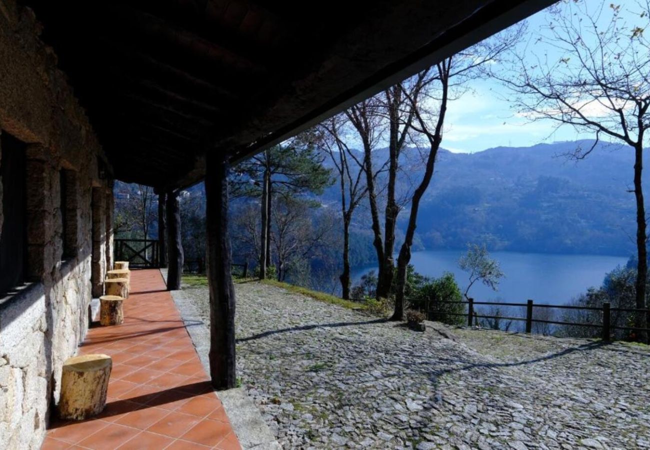 Casa rural em Gerês - Casa da Terra