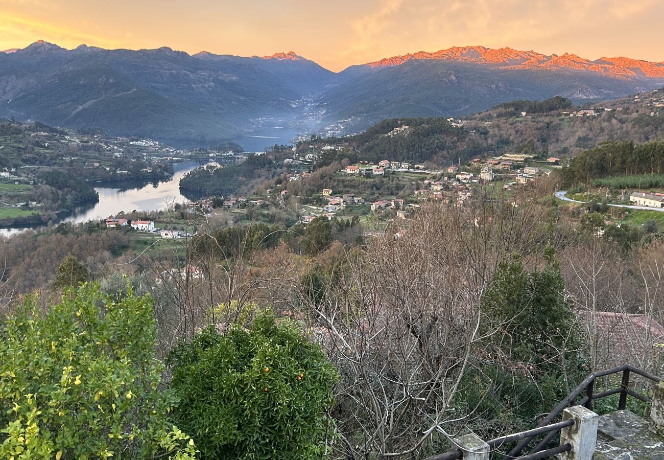 Villa em Gerês - Casa Martagão do Gerês