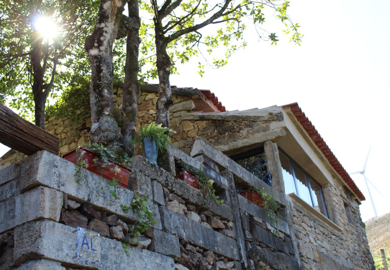 Casa rural em Arcos de Valdevez - Casa do Azevim