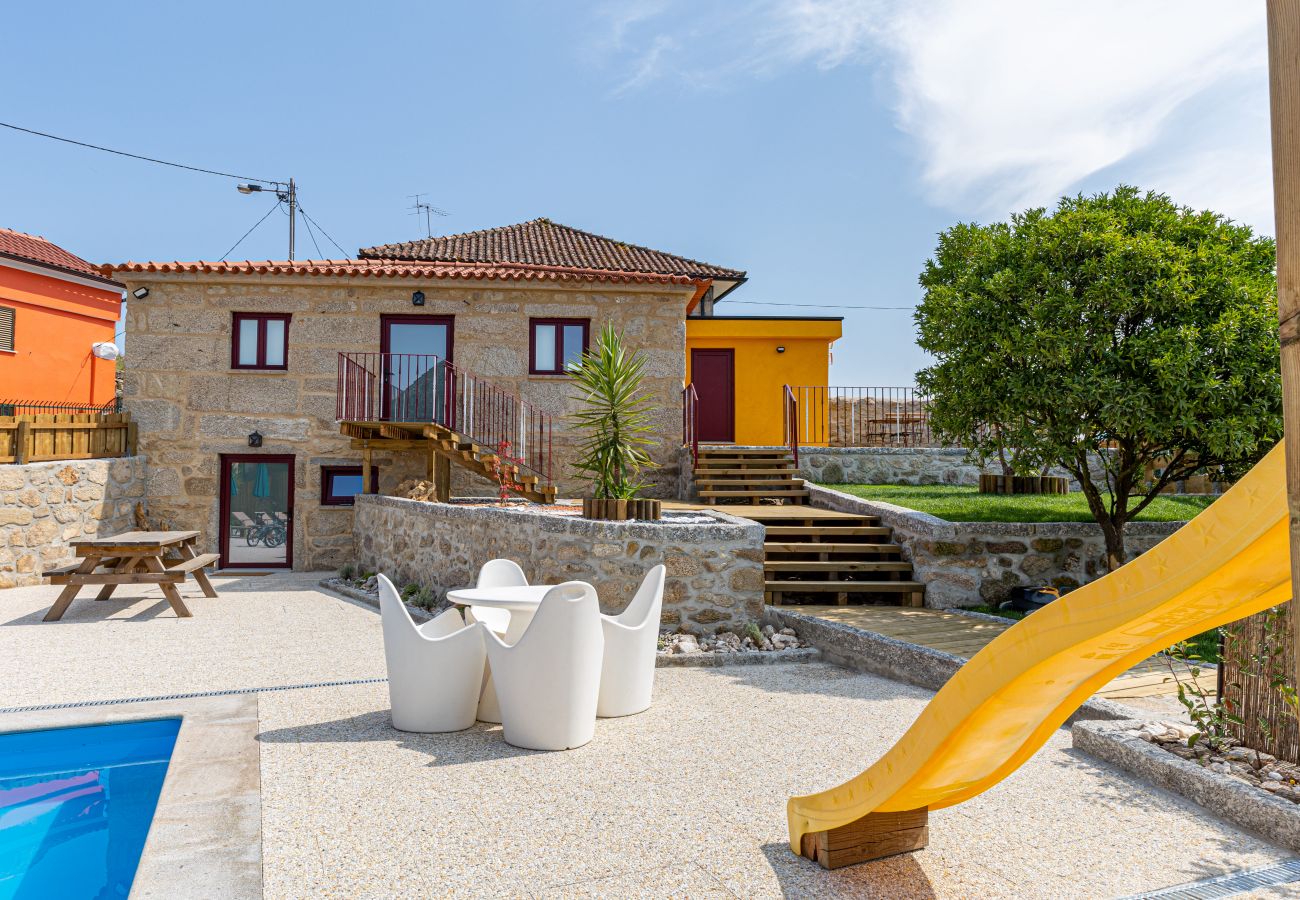 Alojamento de turismo rural em Arcos de Valdevez - Casa da Clarinha