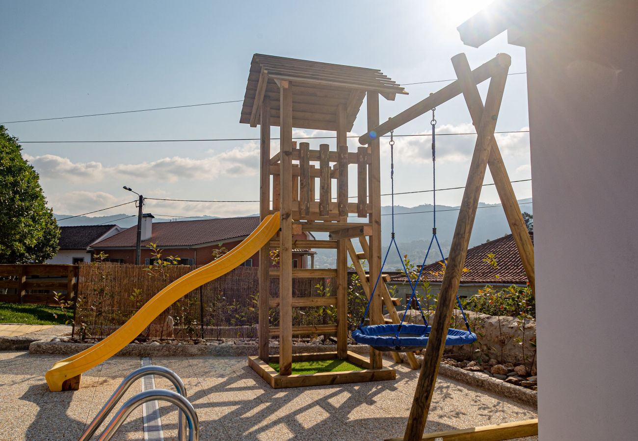 Alojamento de turismo rural em Arcos de Valdevez - Casa da Clarinha