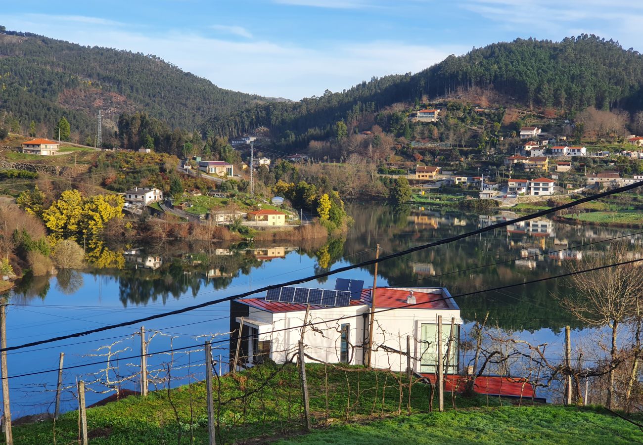 Casa em Vieira do Minho - Casa Souto do Monte - T2 “Abrigo”