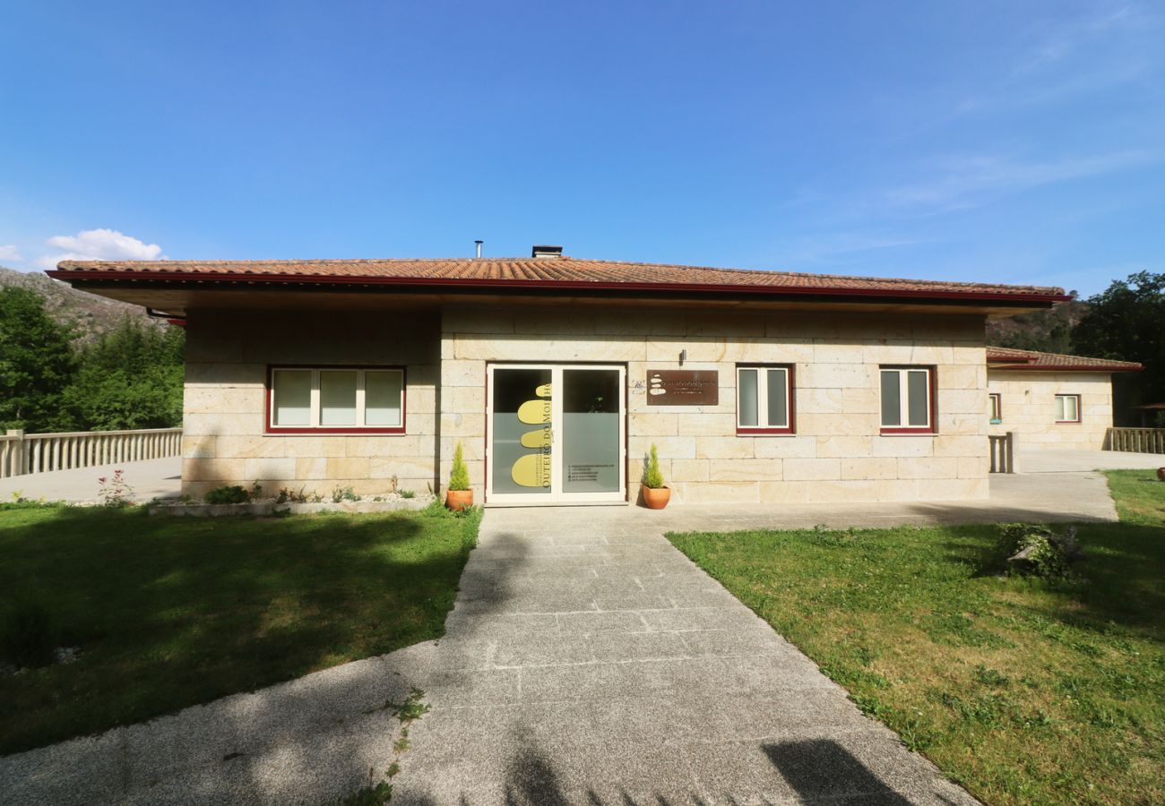 Casa em Campo do Gerês - Outeiro do Moinho