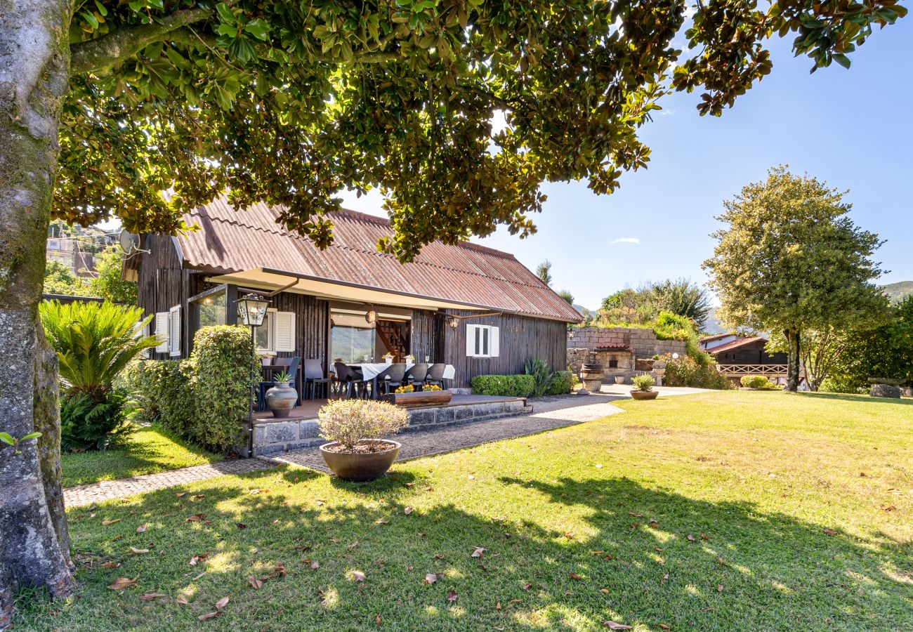 Chalet em Gerês - Chalé da Caniçada