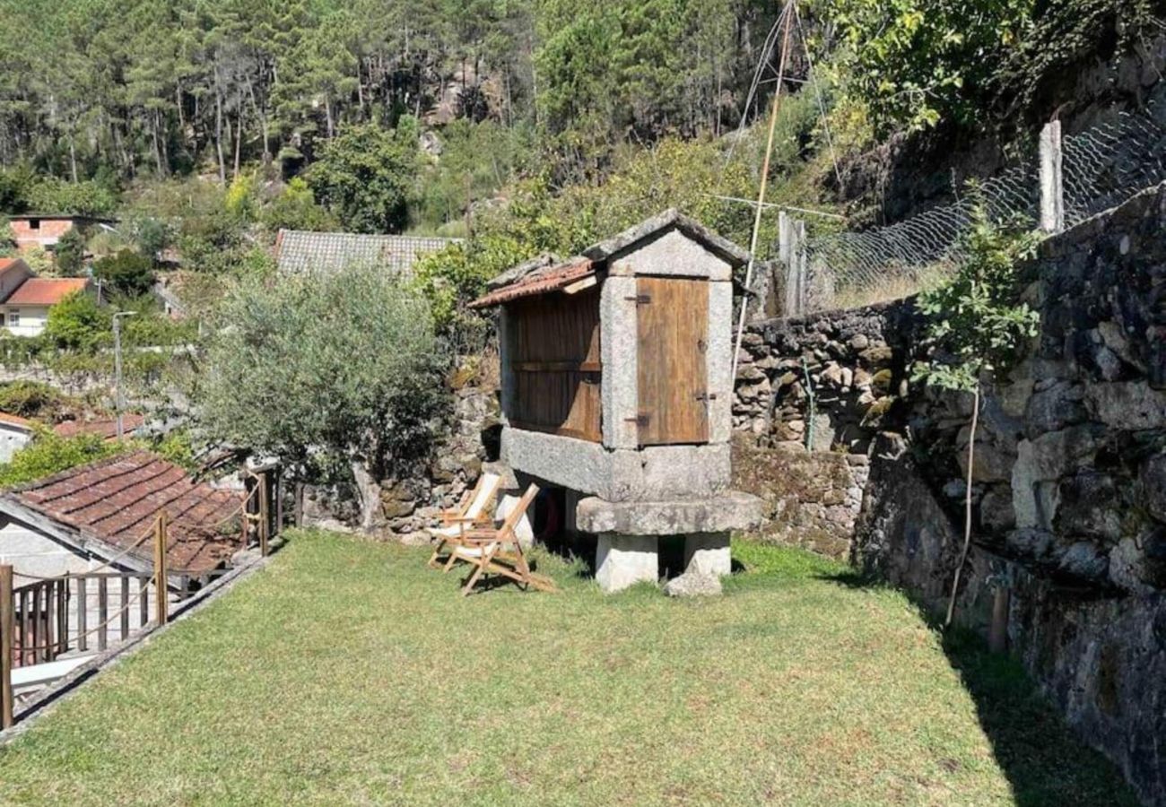 Casa rural em Gerês - Petra's House Gerês