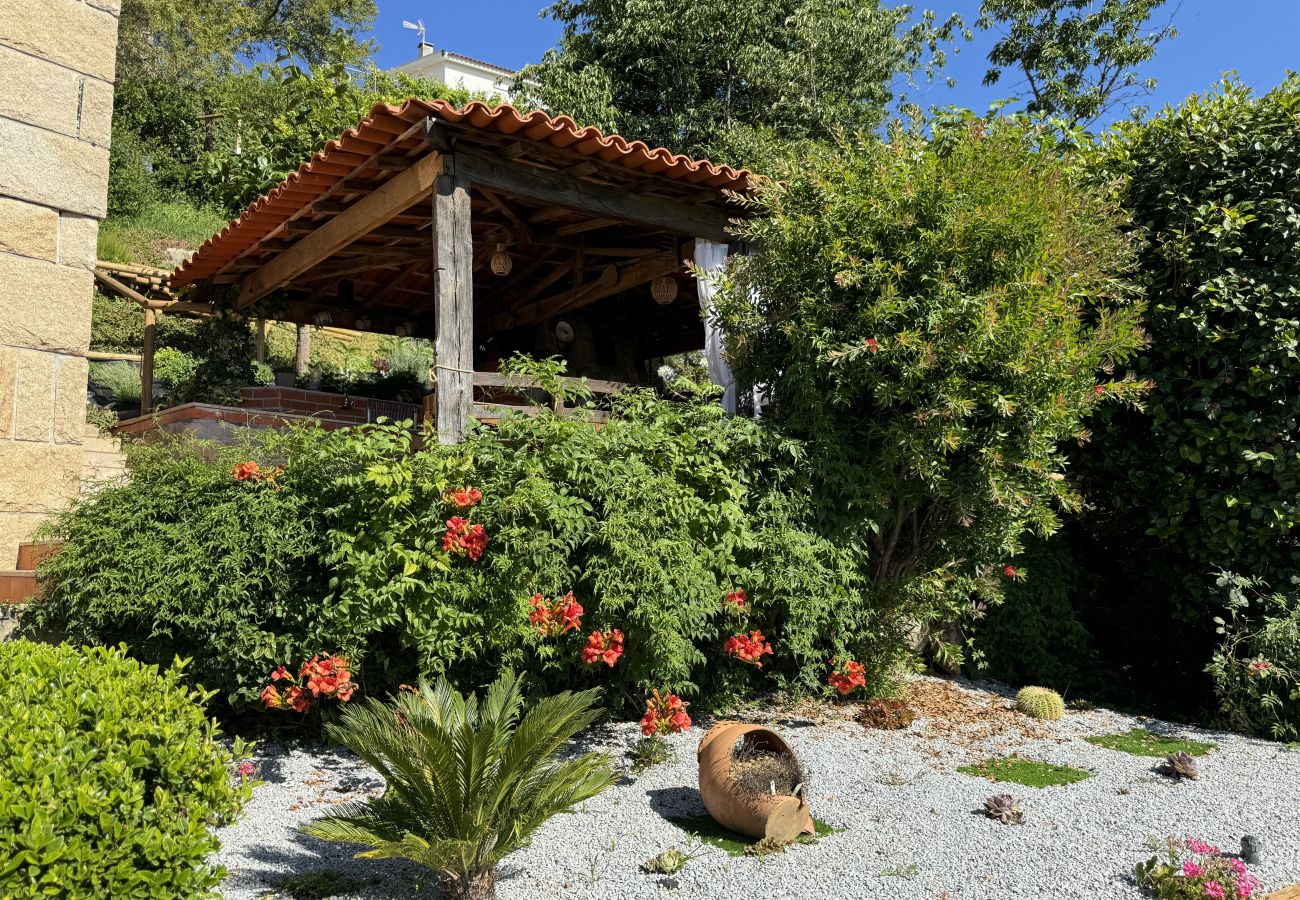 Casa rural em Mondim de Basto - Varandas do Tâmega