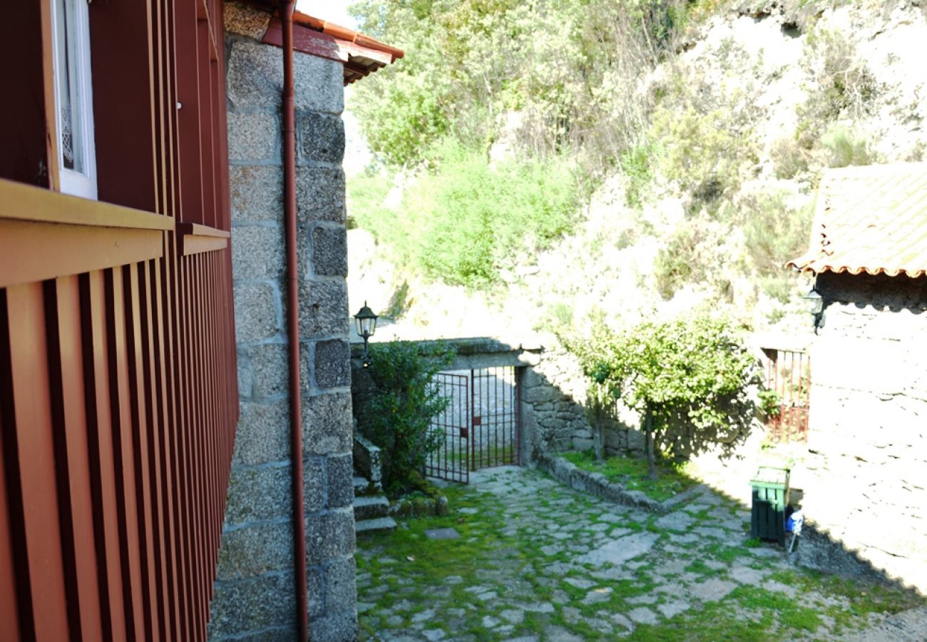 Cottage in Gerês - Casa dos Bernardos T2 - Piso 1