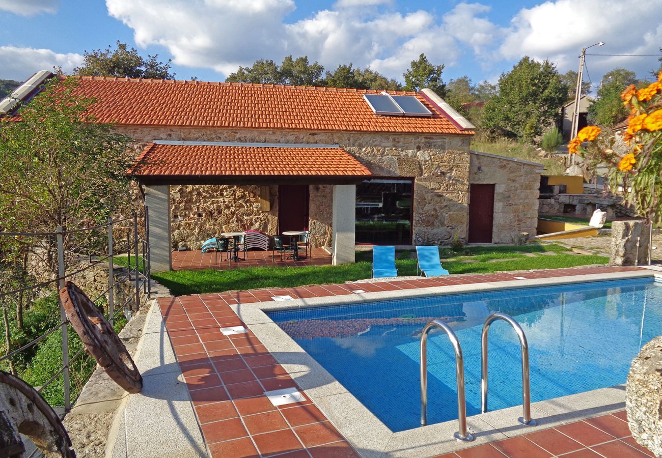 Cottage in Montalegre - Casa Entre-Palheiros