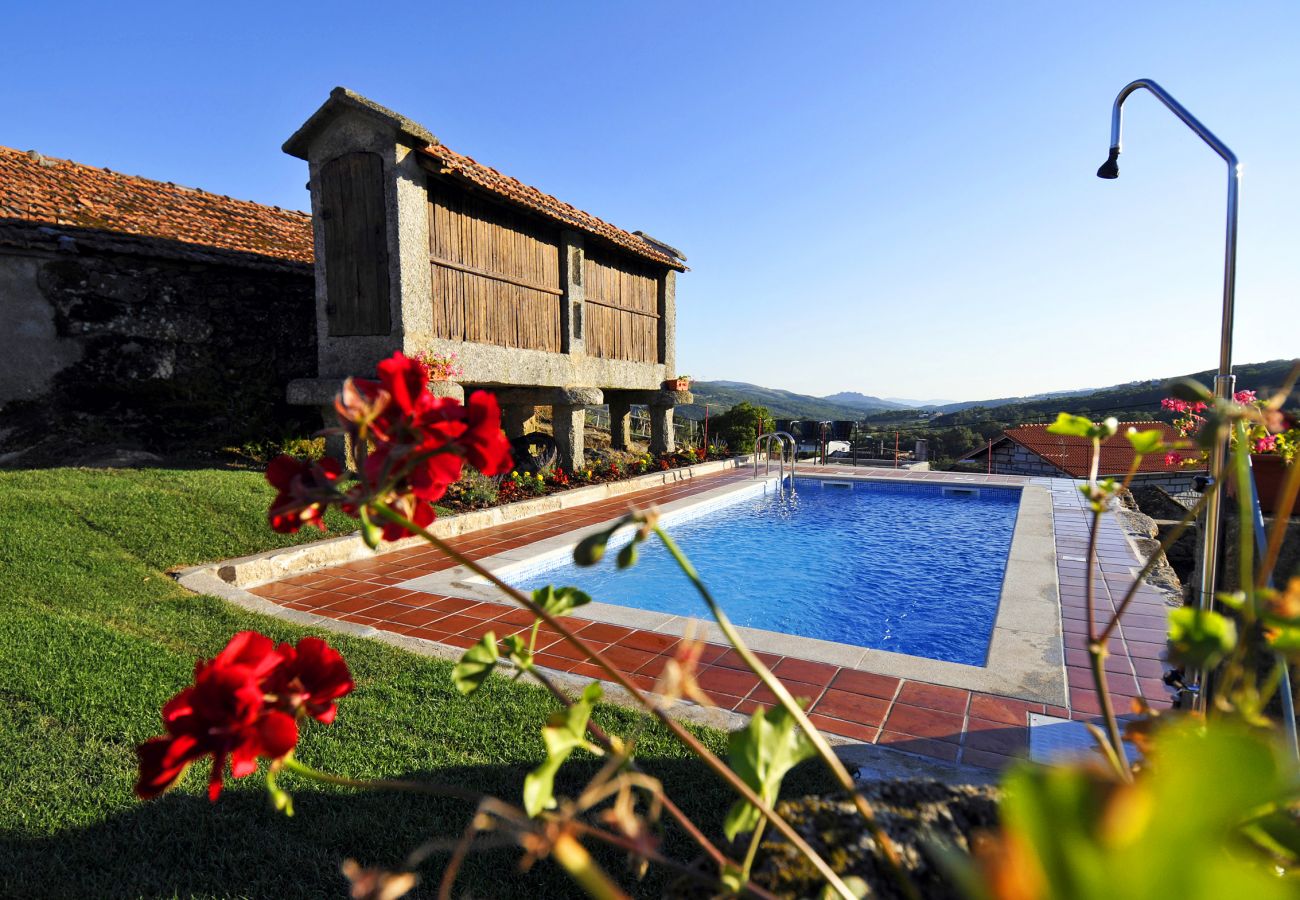 Cottage in Montalegre - Casa Entre-Palheiros