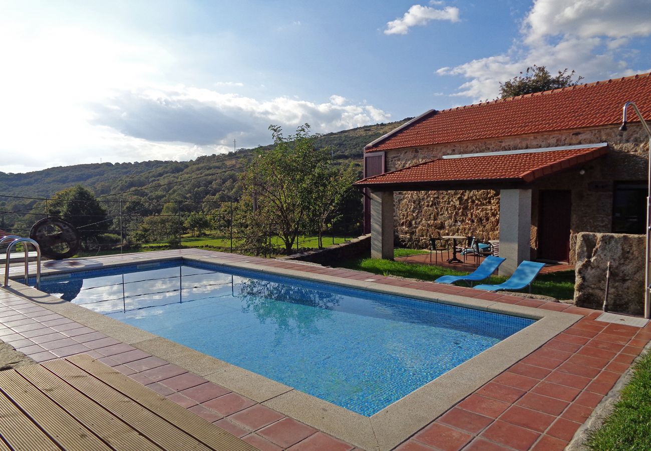 Cottage in Montalegre - Casa Entre-Palheiros