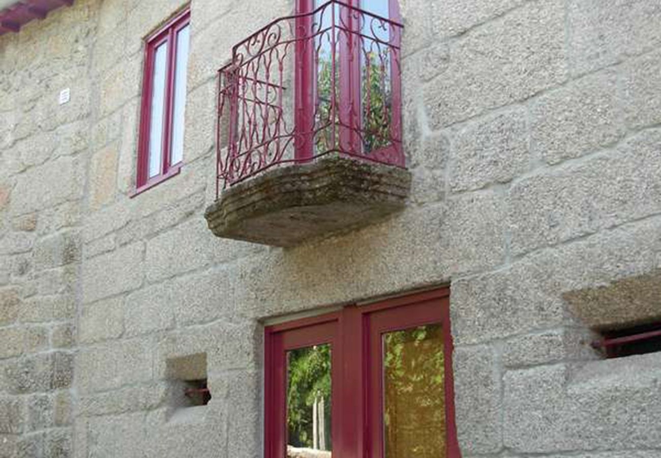 Cottage in Vieira do Minho - Casa S. Francisco - Aldeia de Louredo