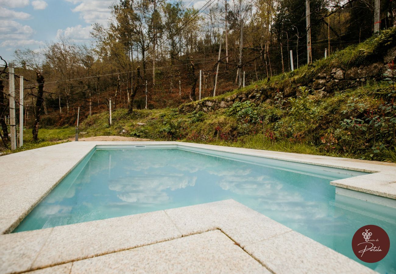 Cottage in Terras de Bouro - Casa da Adega - Quinta da Portela