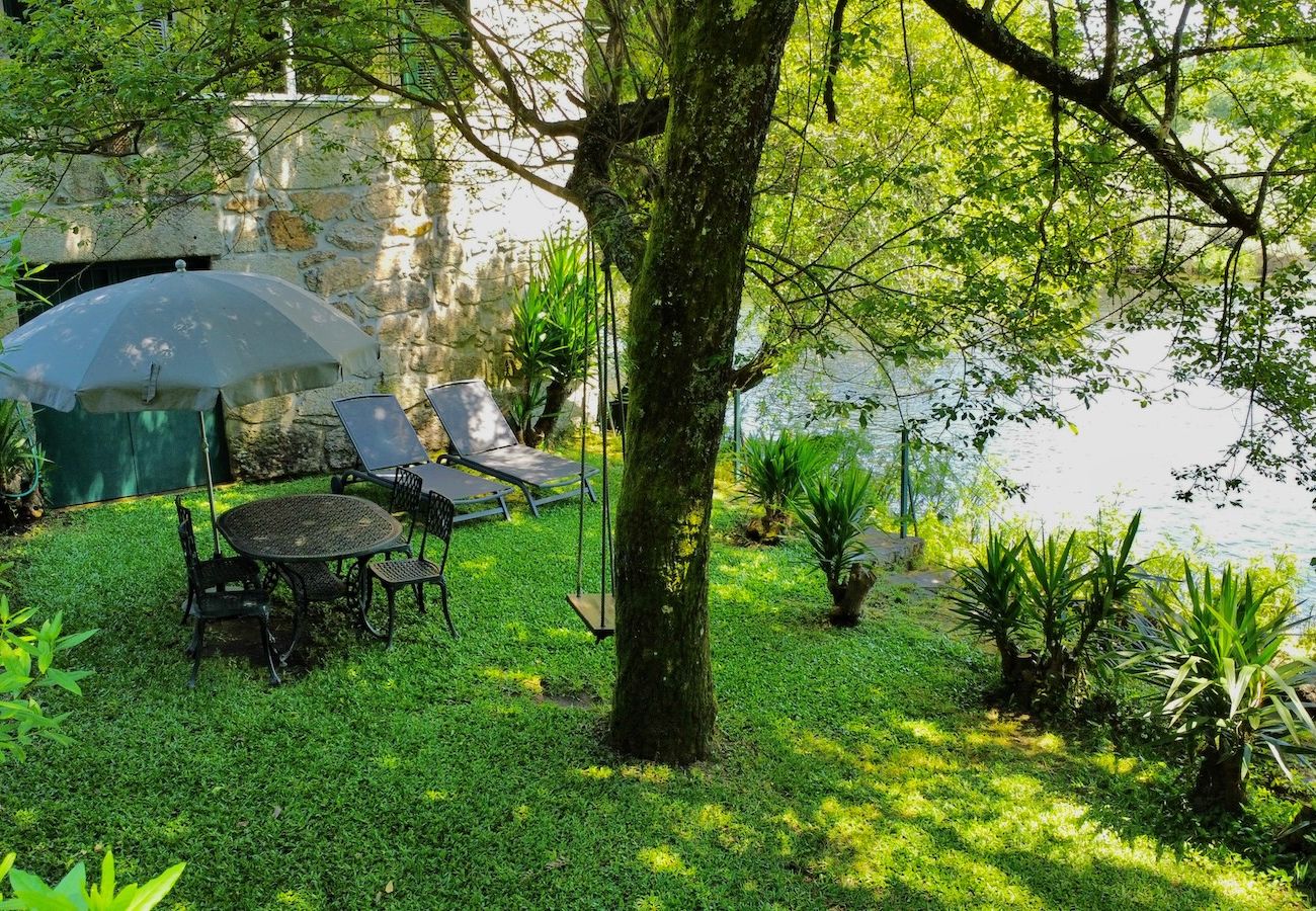 Cottage in Arcos de Valdevez - Casa do Rio - Eido do Pomar