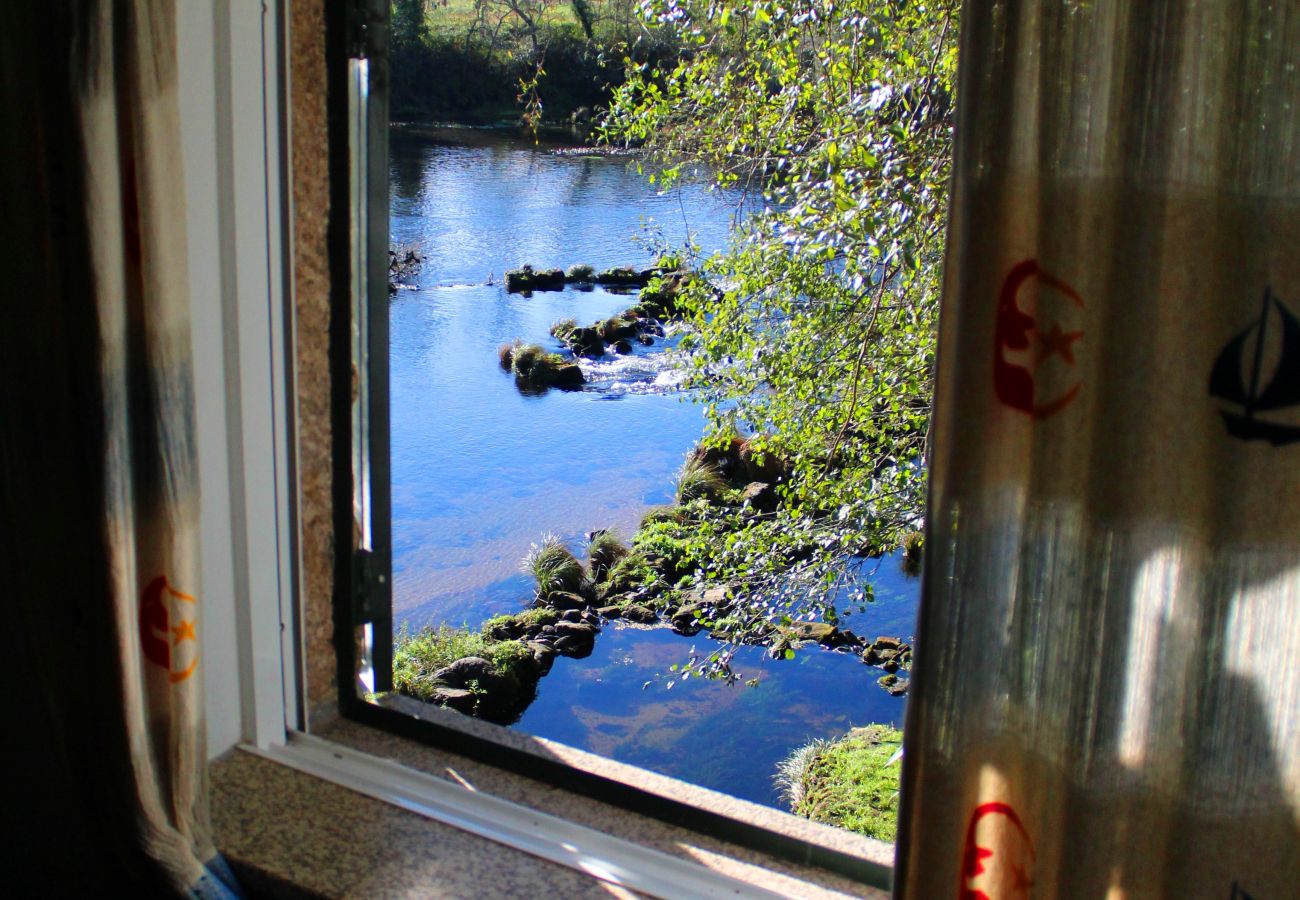 Cottage in Arcos de Valdevez - Casa do Rio - Eido do Pomar