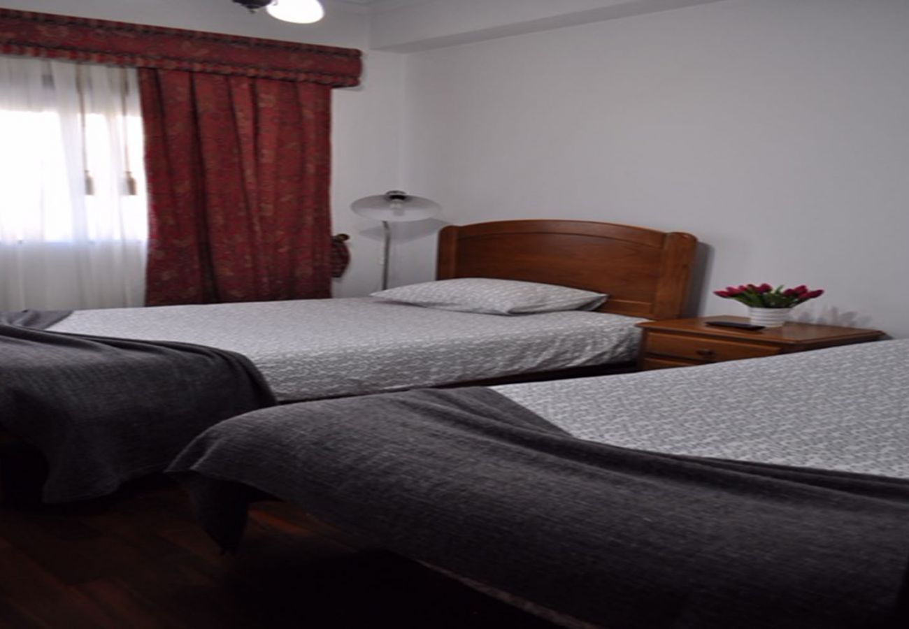 Rent by room in Terras de Bouro - Quarto Duplo - Rio Homem