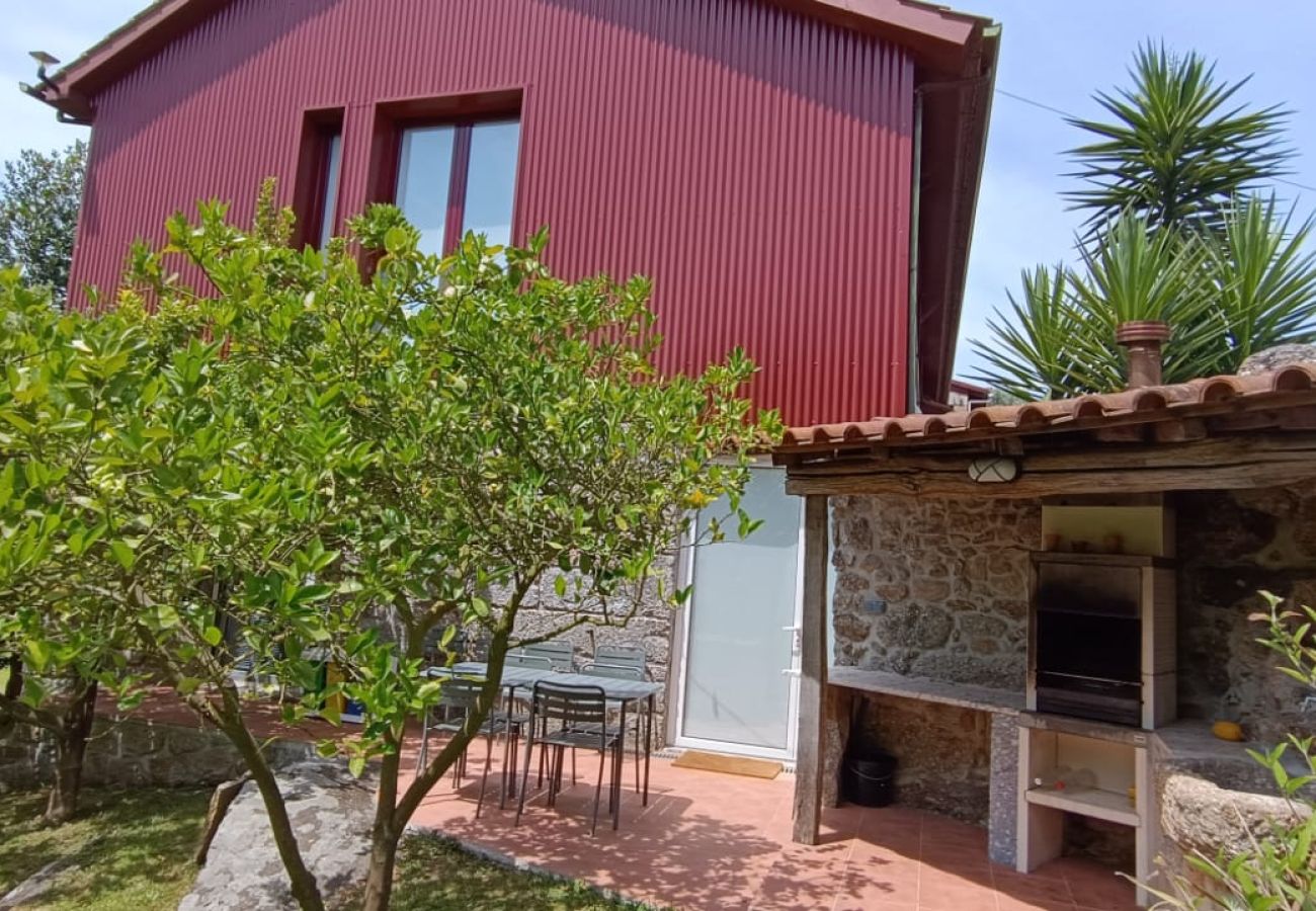 Cottage in Terras de Bouro - Casa Roupar