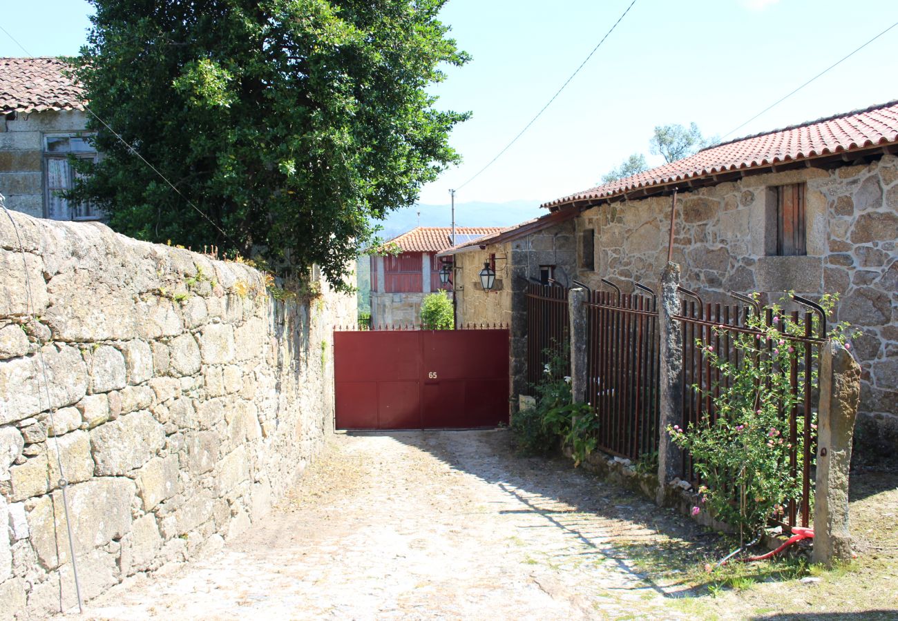 Apartment in Terras de Bouro - Quinta da Mó - Suite Deluxe 1