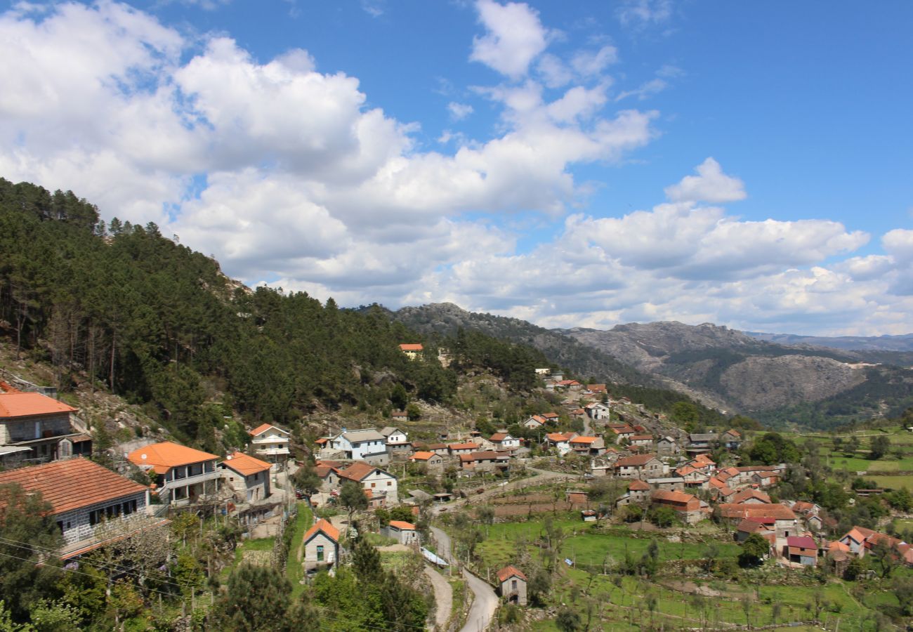 Bungalow in Gerês - T1 Panorâmico Casa Baranda