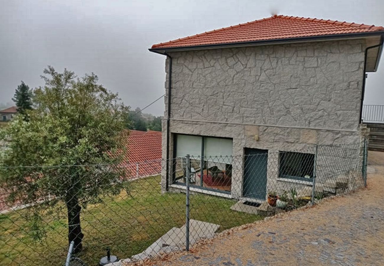 Bungalow in Gerês - T1 Panorâmico Casa Baranda