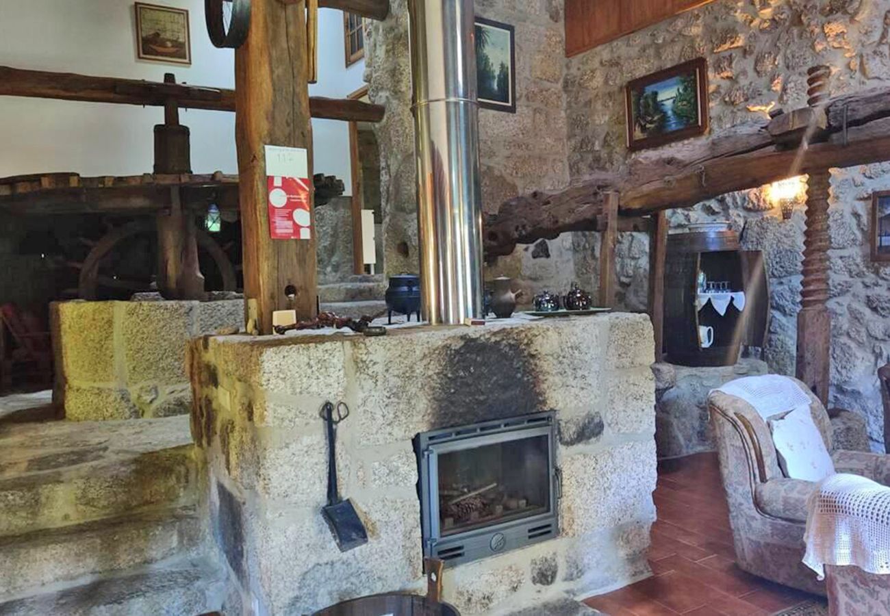 Cottage in Terras de Bouro - Casa Museu Lagar de Azeite