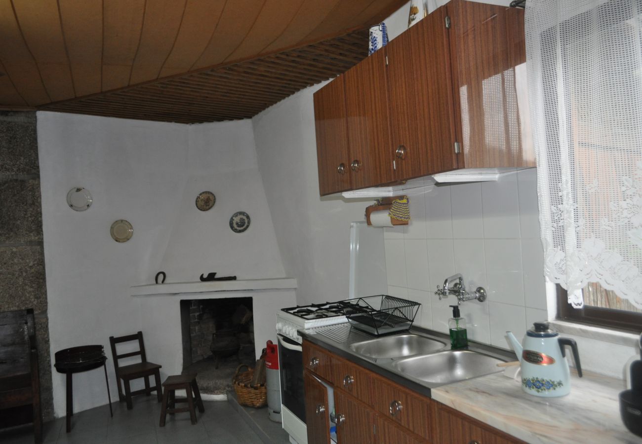 Cottage in Terras de Bouro - Casa dos Antunes