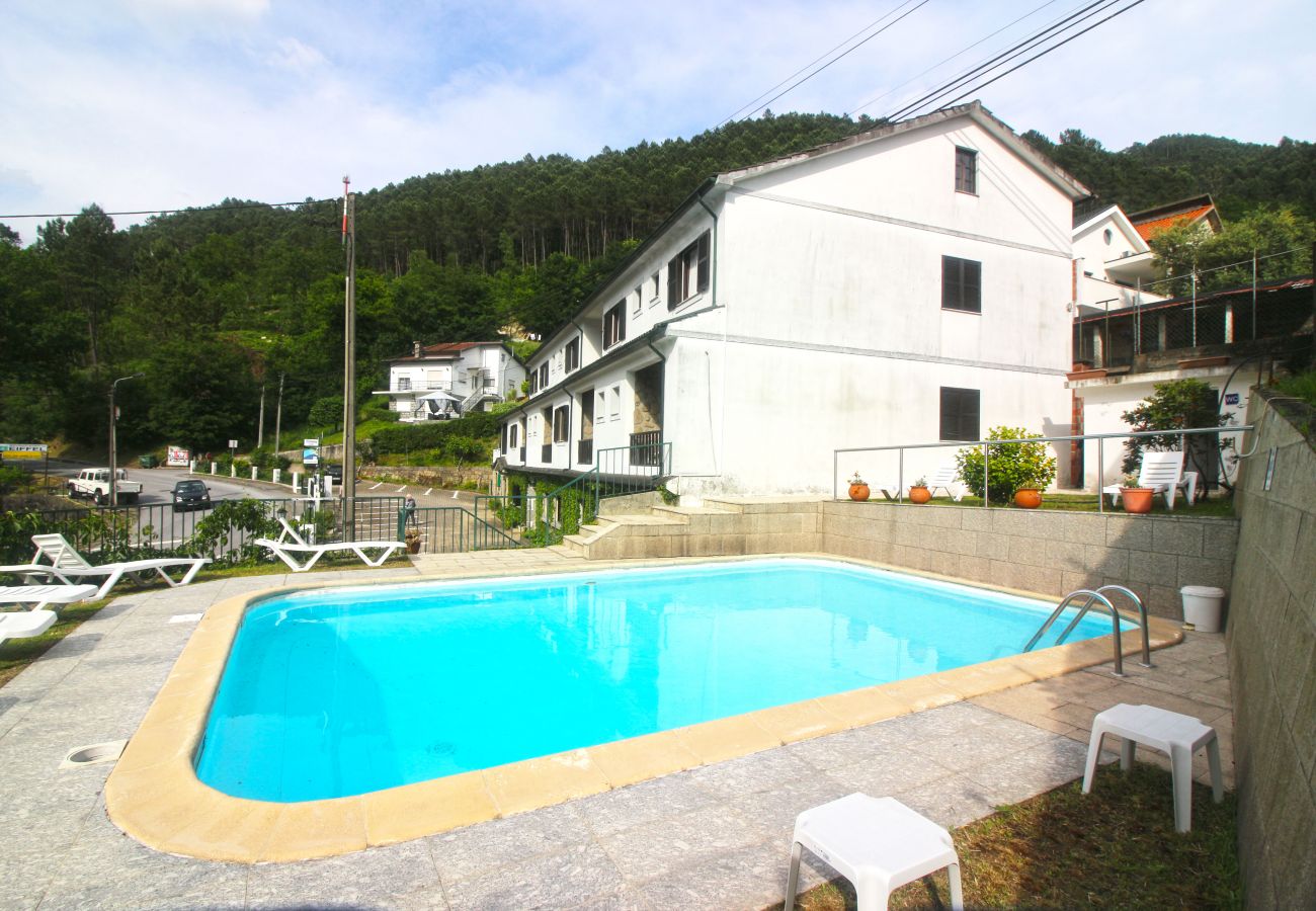 Rent by room in Gerês - Serrana Gerês - Apartamento