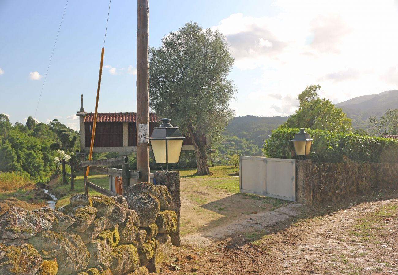 Cottage in Vila Verde - Quinta do Paço - Casa do Caseiro