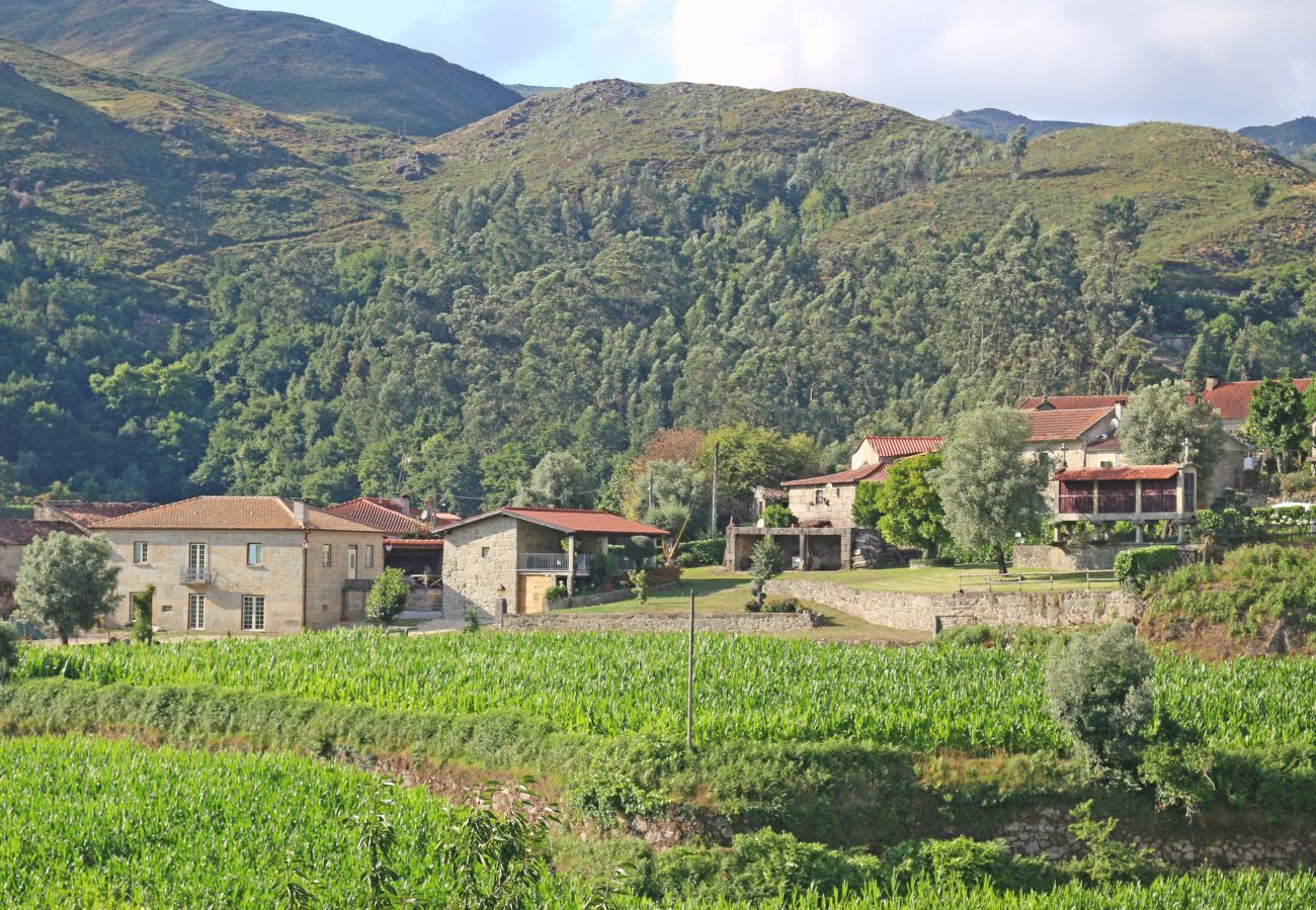 Cottage in Vila Verde - Quinta do Paço - Casa do Caseiro