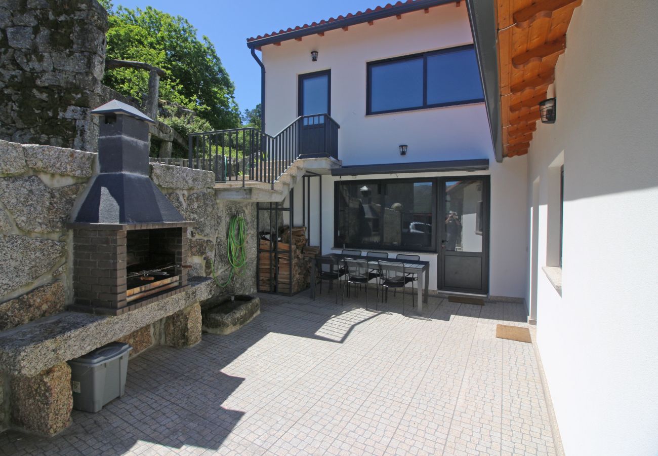 Cottage in Gerês - Casa do Mestre T2