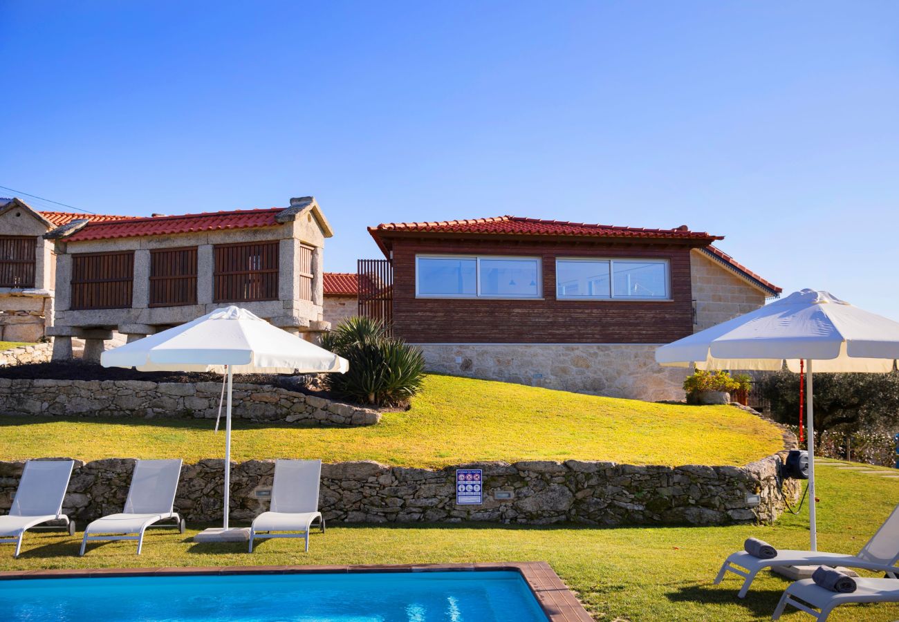 Cottage in Arcos de Valdevez - Casa EIRA - Casas de Selim