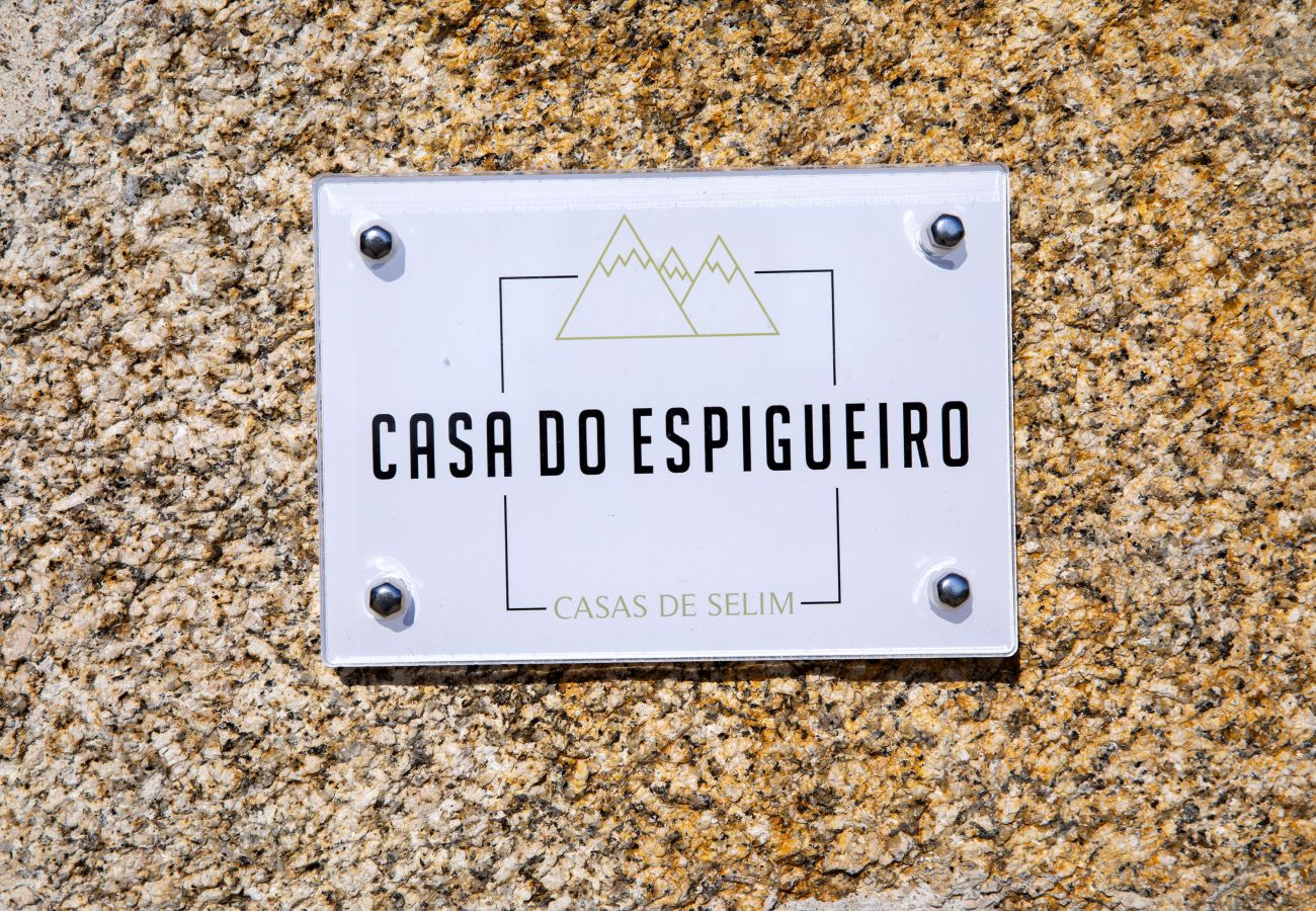 Cottage in Arcos de Valdevez - Casa ESPIGUEIRO - Casas de Selim