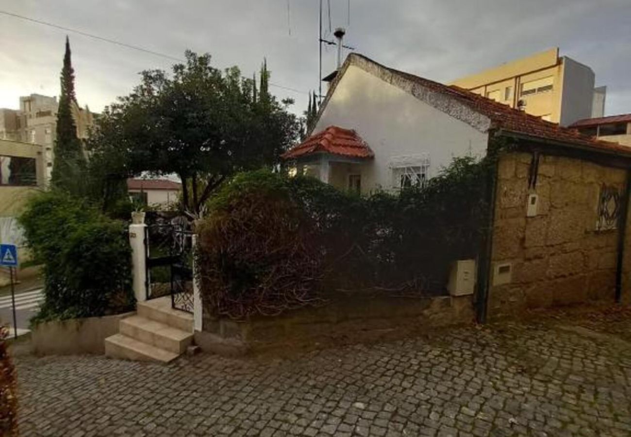 House in Terras de Bouro - Casa do Paço By Geres Casas