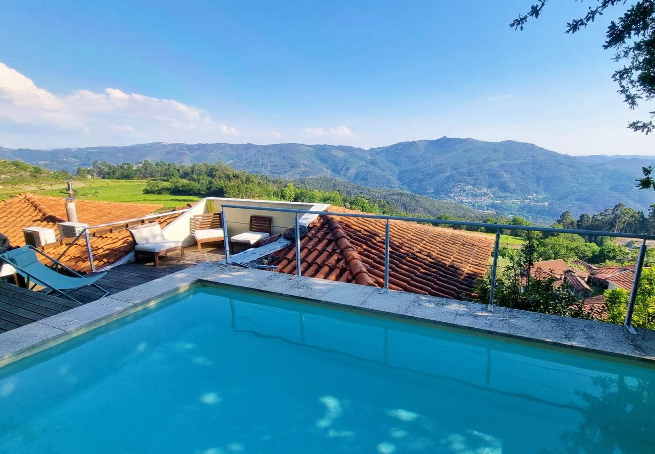 Piscine Privée Férias Gerês Montanha