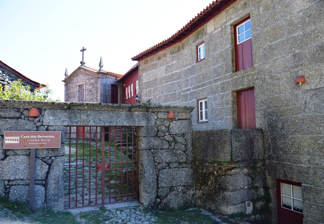 Gîte Rural à Gerês - Casa dos Bernardos T3