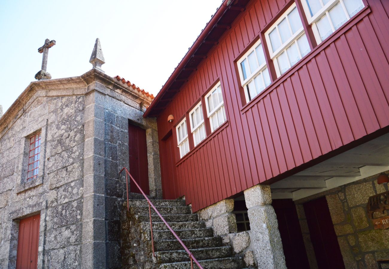 Gîte Rural à Gerês - Casa dos Bernardos T2 - Piso 1