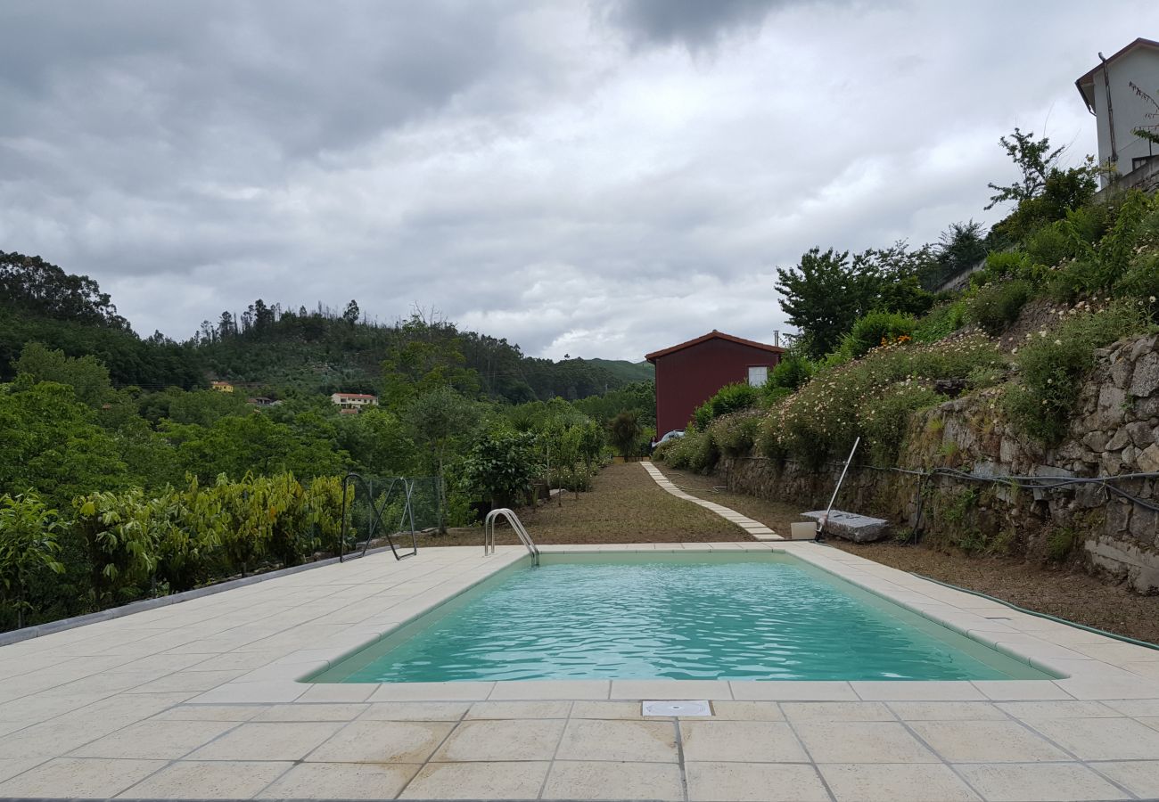 Gîte Rural à Amares - Casa do Telhado