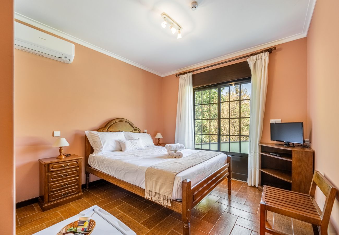 Chambres d'hôtes à Gerês - Quarto Duplo Deluxe - Quinta da Carvalha