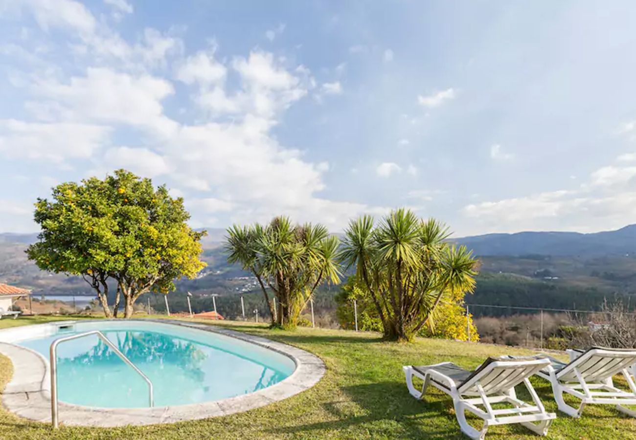 Bungalow à Arcos de Valdevez - Casa da Piscina - Casas de Além Ecoturismo