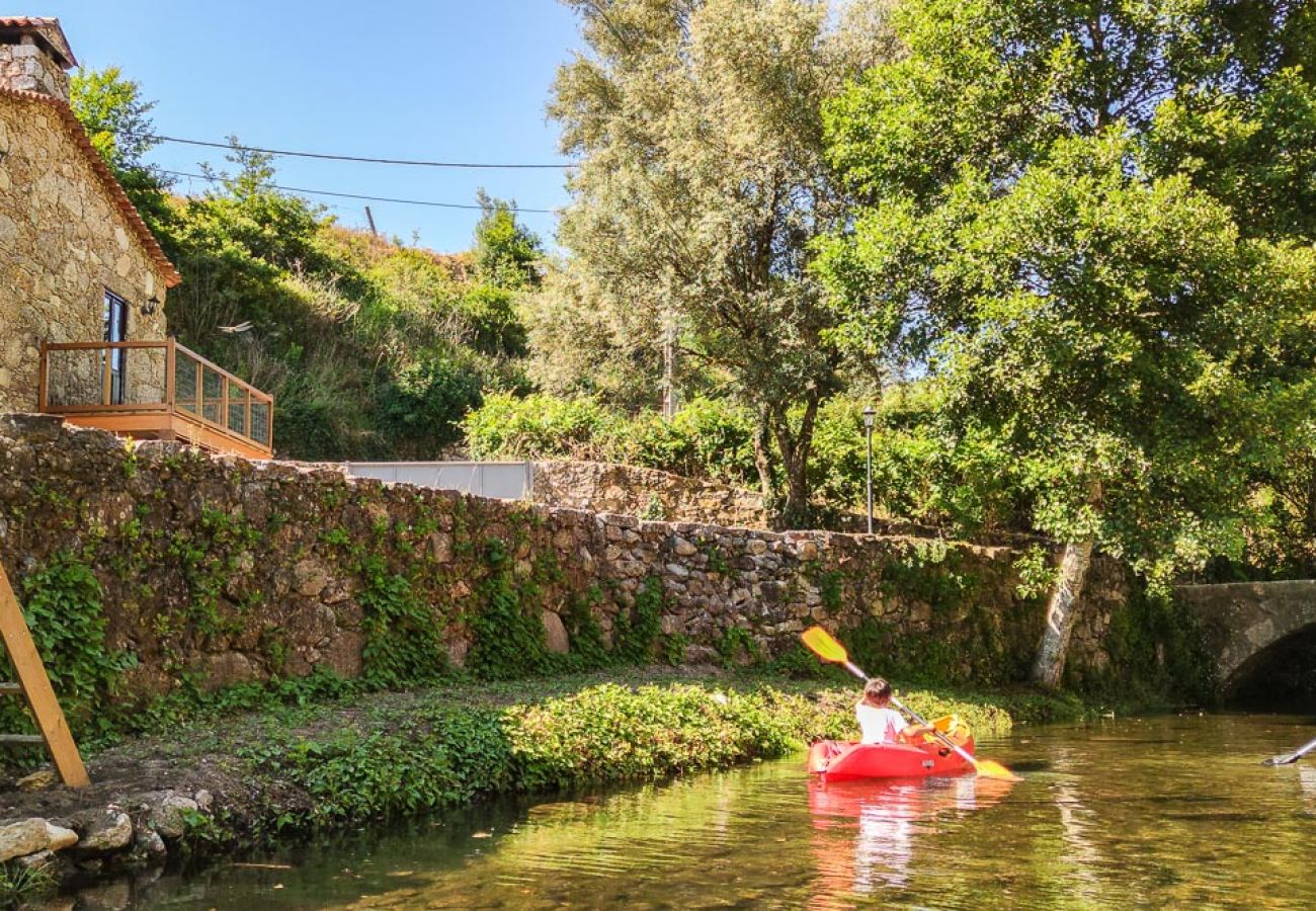 Gîte Rural à Arcos de Valdevez - Casa do Lagareiro – Casas do Rio Tora