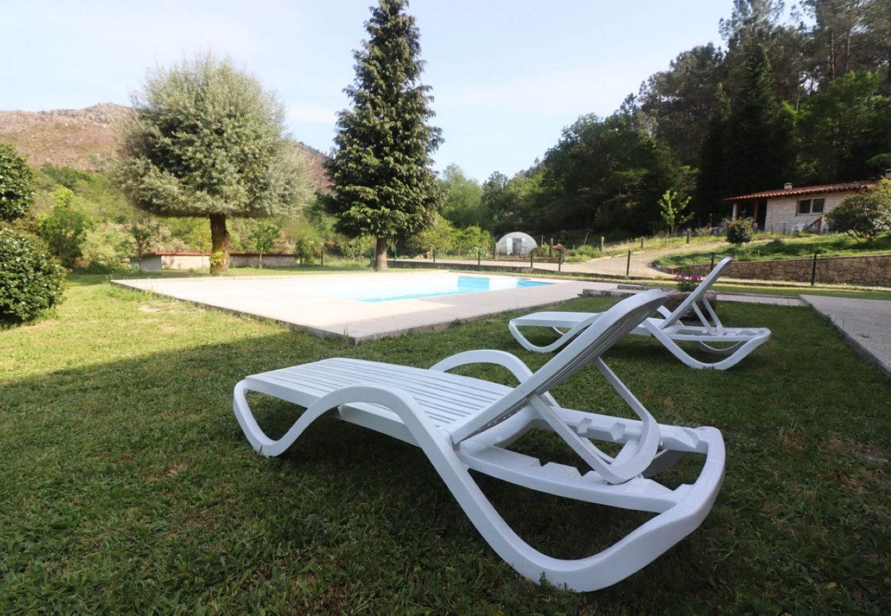 Chambres d'hôtes à Campo do Gerês - Outeiro do Moinho - Quarto Familiar