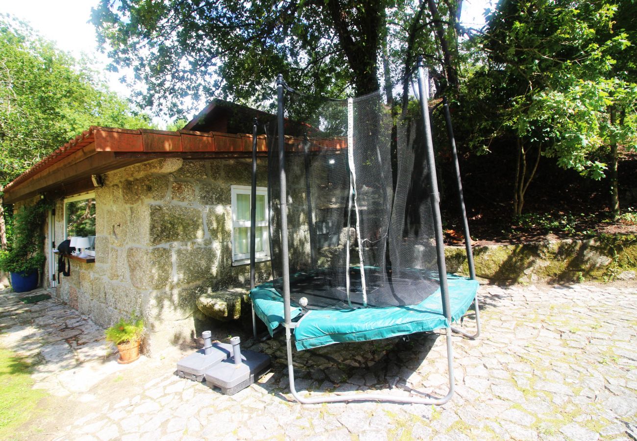 Gîte Rural à Vieira do Minho - Casa da Piscina - Casas do Rio by Gerês Casas