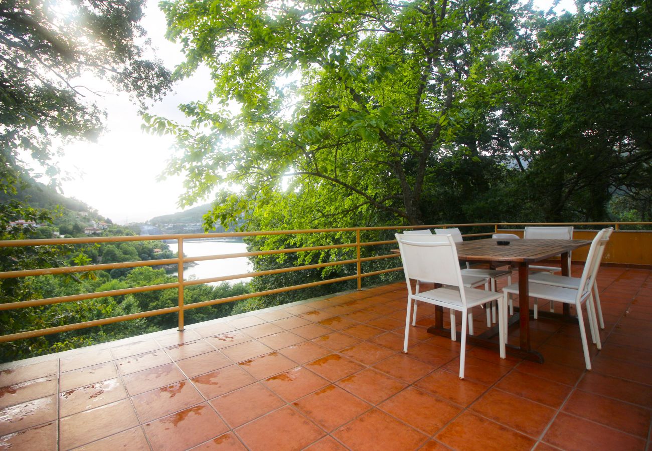 Gîte Rural à Vieira do Minho - Casa dos Netos - Casas do Rio by Gerês Casas