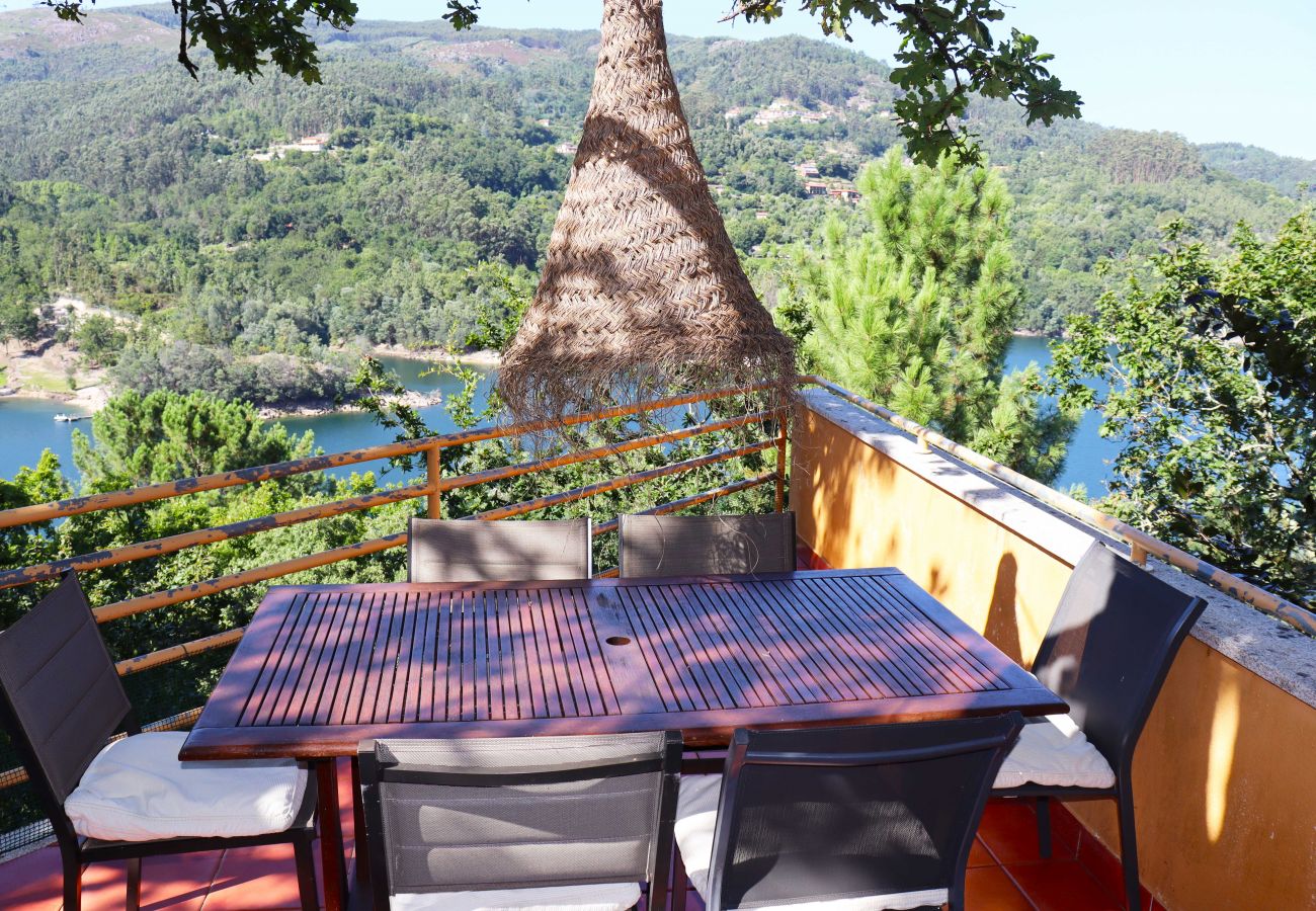 Gîte Rural à Vieira do Minho - Casa dos Filhos - Casas do Rio by Gerês Casas