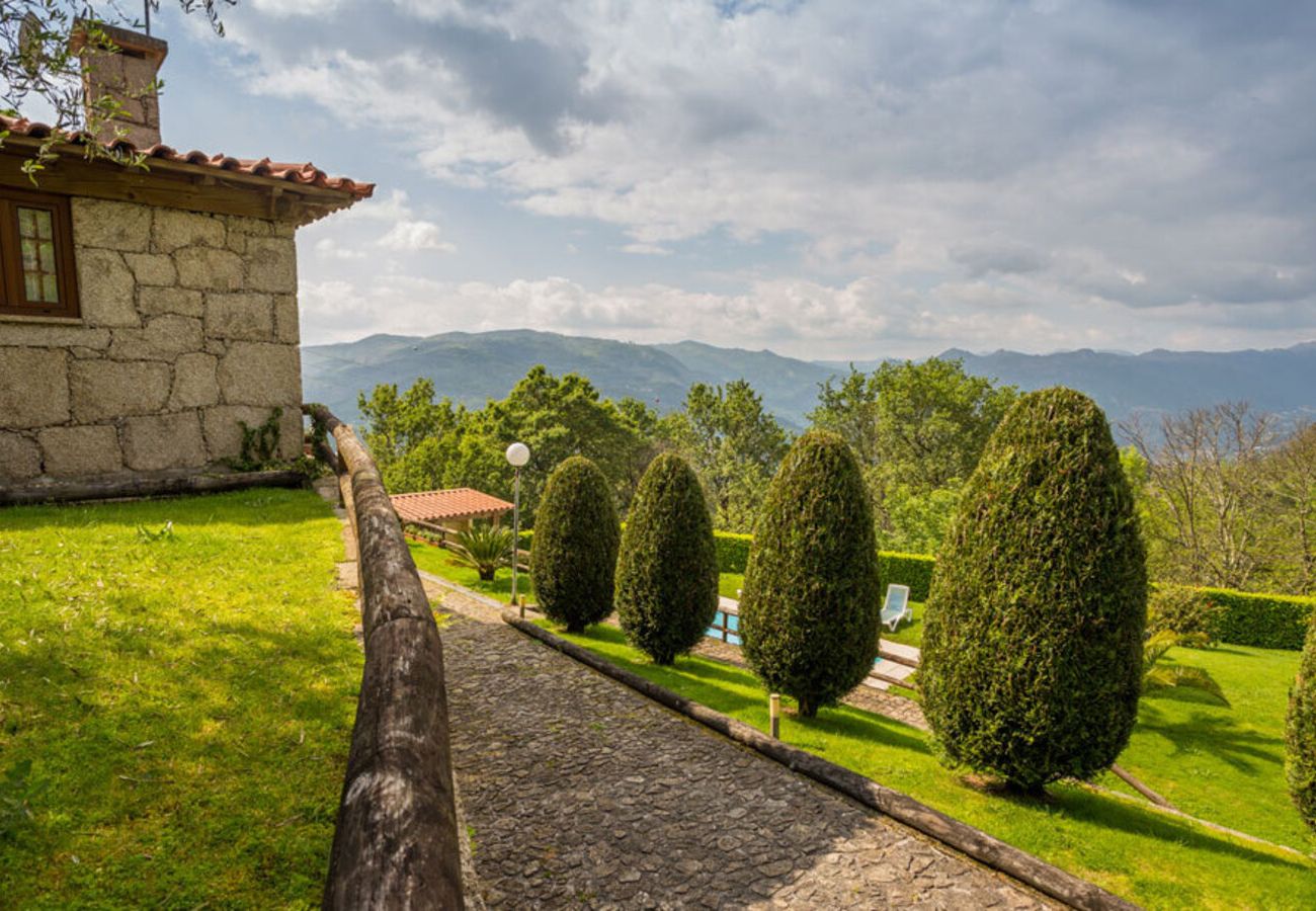 Gîte Rural à Gerês - Casa do Padreiro