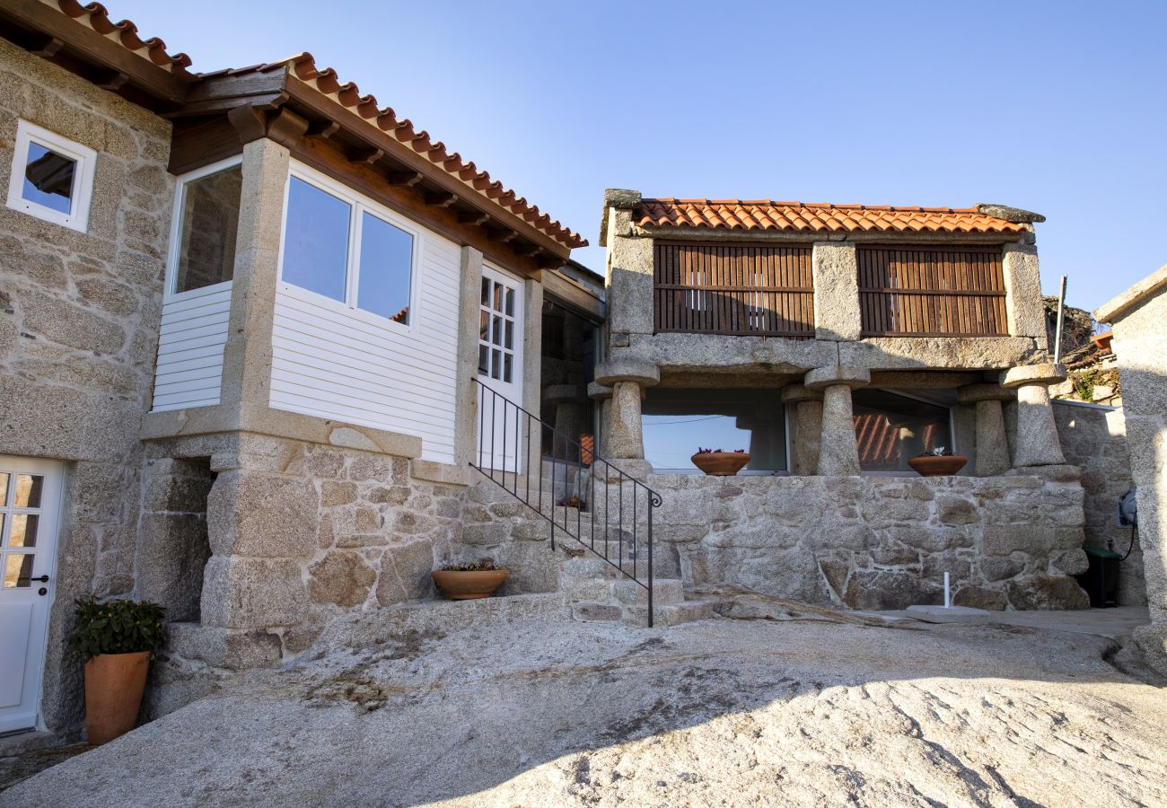 Gîte Rural à Arcos de Valdevez - Casa ESPIGUEIRO - Casas de Selim